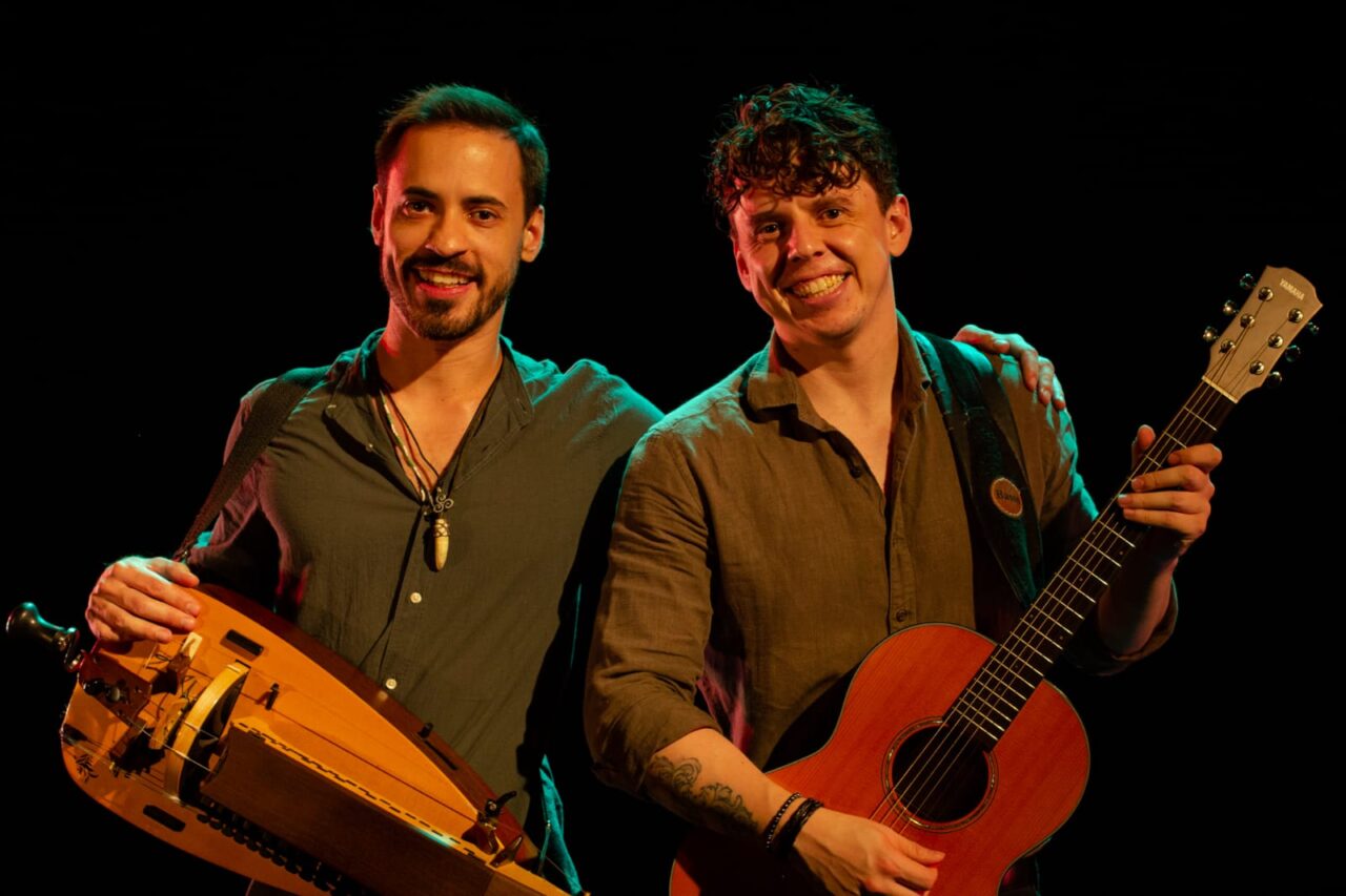 Mandala Folk duo (2) (1)