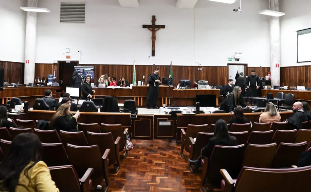 Júri de delegado que matou a mulher e a enteada pode chegar ao fim nesta quinta