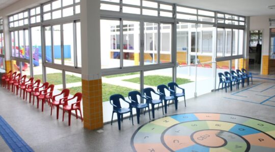 Investimento recorde na educação em Fazenda Rio Grande reflete na vida da população: “vou aprender mais ainda”