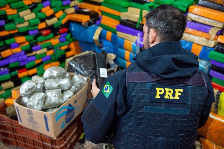apreensão drogas estradas no parana