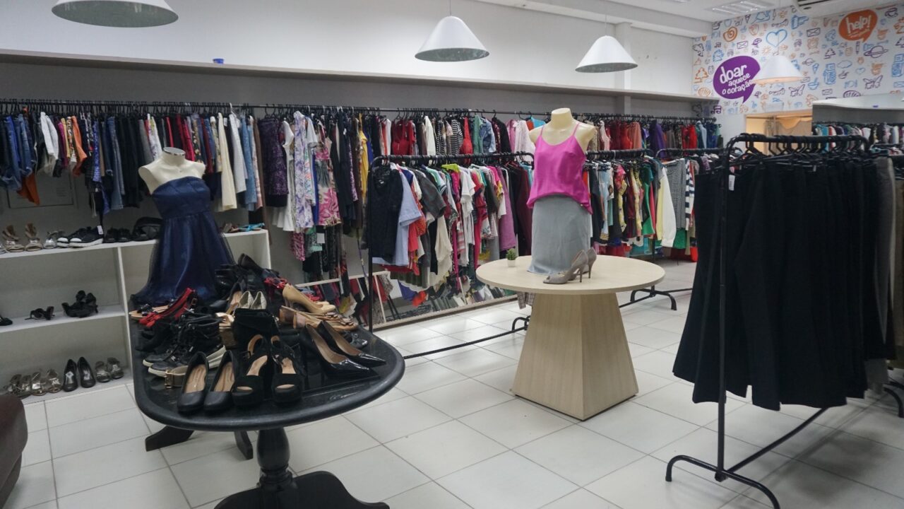 bazar amigos do hc