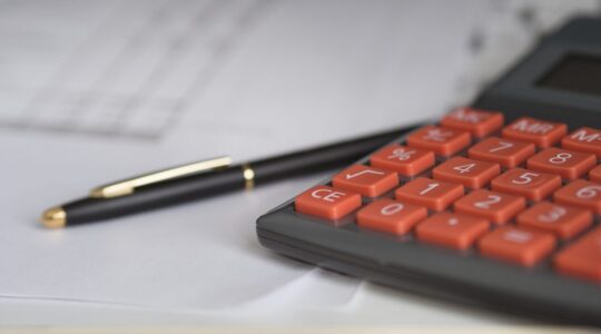 business-861325_1920