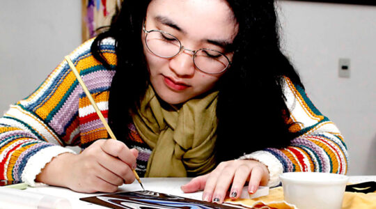 Nina Miyamoto é nova residente do Museu Casa Alfredo Andersen