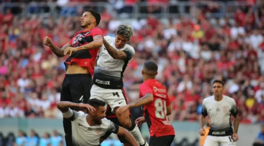 Athletico gols nos acréscimos