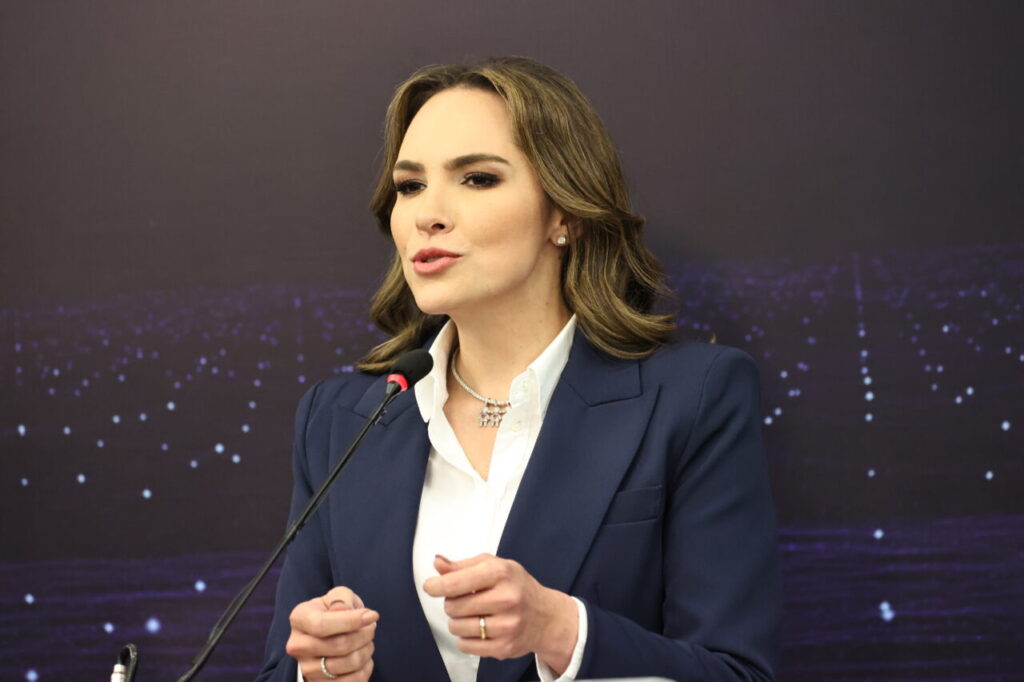 DEBATE DOS CANDIDATOS A PREFEITURA DE CURITIBA
DEBATE NA BAND