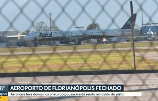 avião pneu avariado