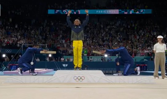 reverencia biles rebeca