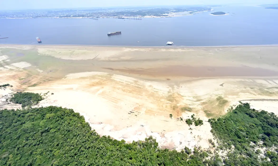 rio solimoes seca