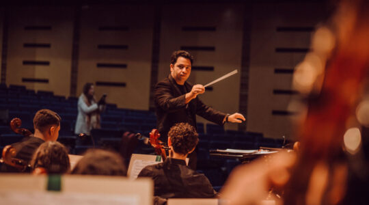 Orquestra Sinfônica do Paraná apresenta o concerto "Cenários", com três obras da América Latina e Europa