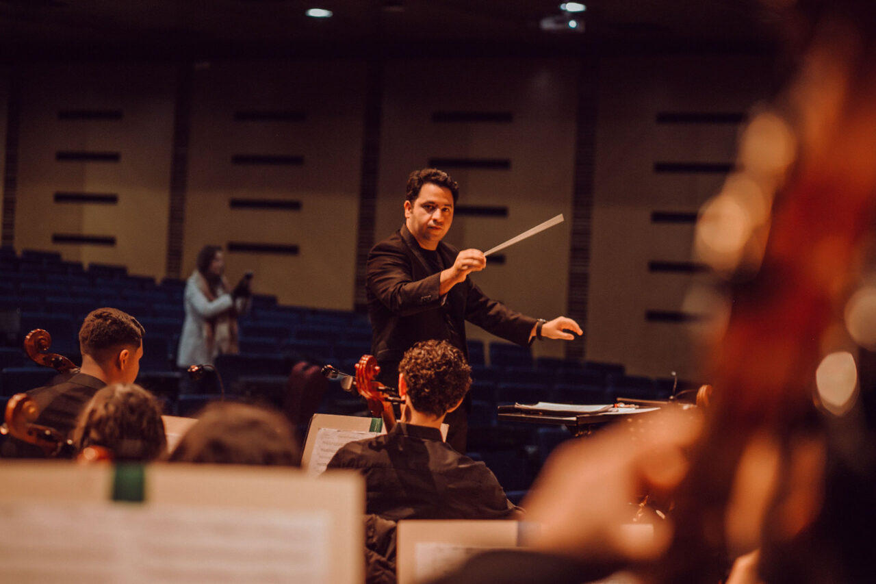 Orquestra Sinfônica do Paraná apresenta o concerto "Cenários", com três obras da América Latina e Europa