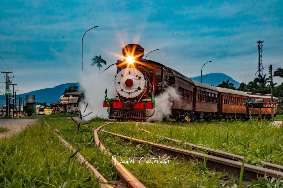 trem nos trilhos do conhecimento
