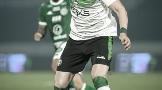 Matheus Frizzo em Guarani x Coritiba