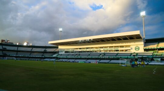 O estádio Couto Pereira: seleção brasileira em Curitiba