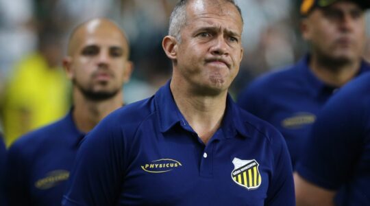 Eduardo Baptista em Coritiba x Novorizontino, no Couto Pereira