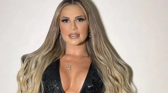 deolane_bezerra
