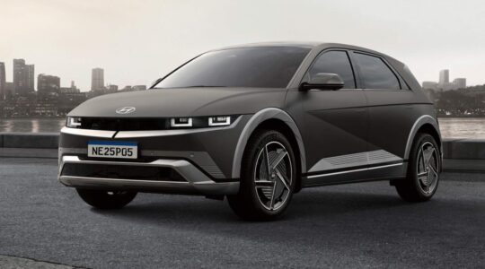 hyundai-ioniq-5-01.jpg__1884.0x1177.0_q85_subsampling-2