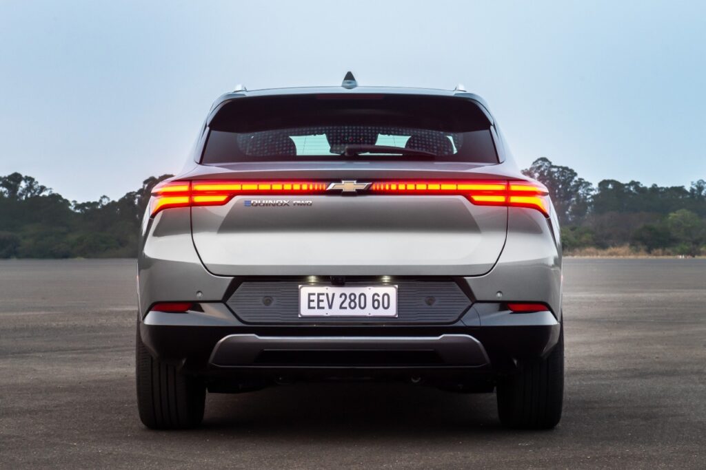 Chevrolet Equinox EV-8006
