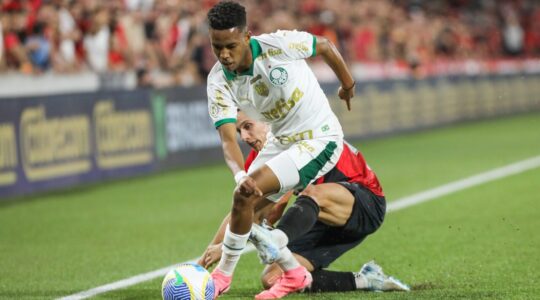Estêvão, do Palmeiras, enfrenta o Athletico