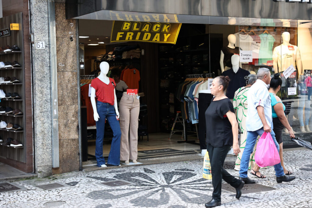 BLACK FRIDAY