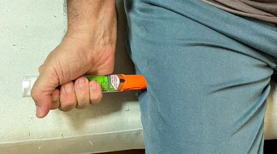 Alergia: Caneta de adrenalina