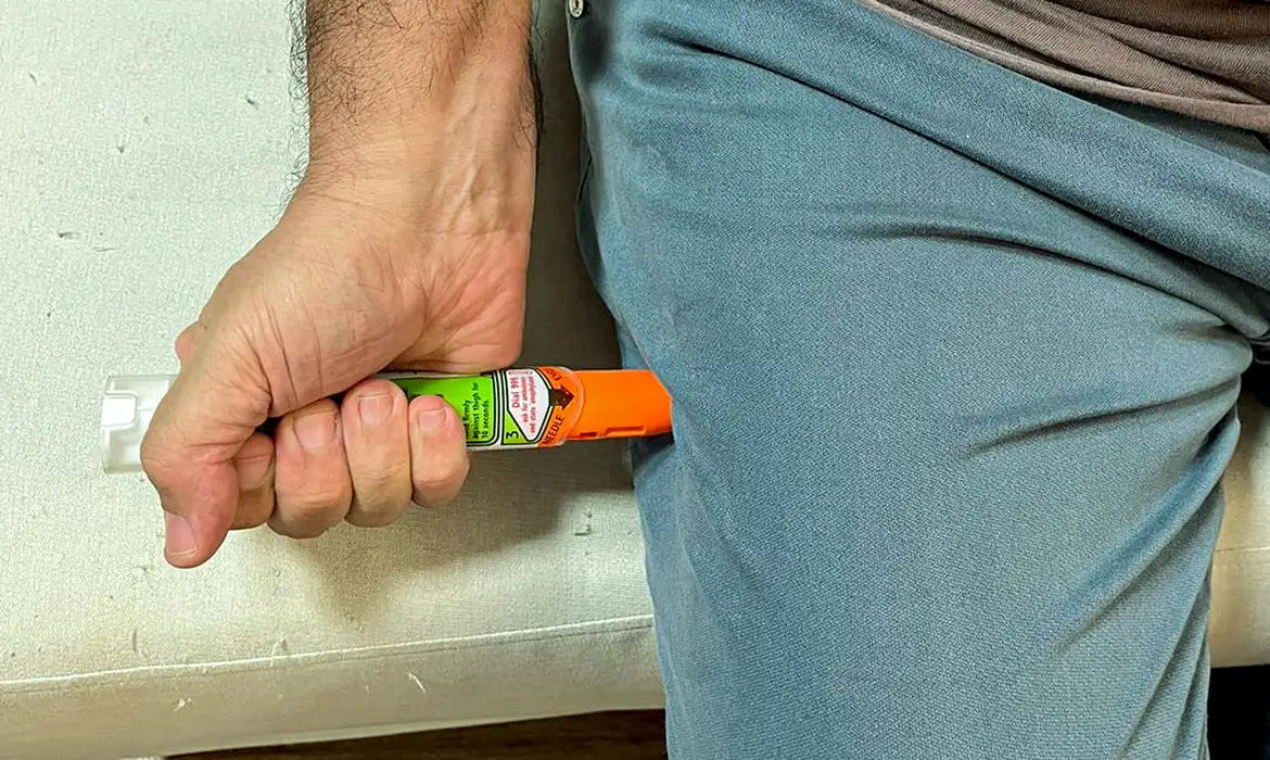 Alergia: Caneta de adrenalina