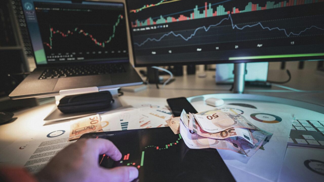 FINANÇAS