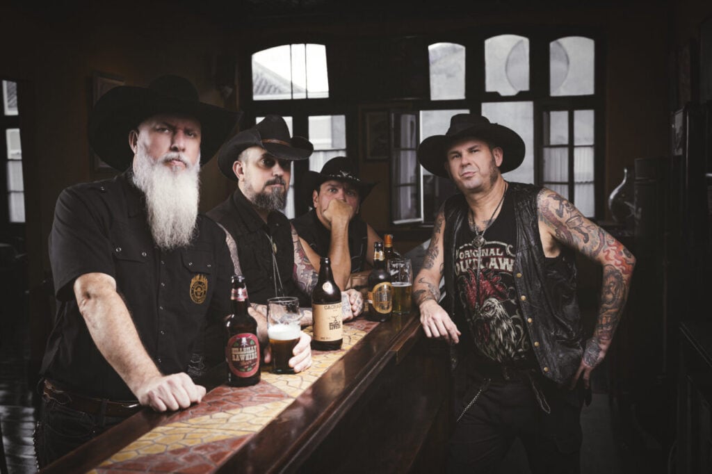 HILLBILLYRAWHIDE_fotoPriscillaFiedler-2(1)