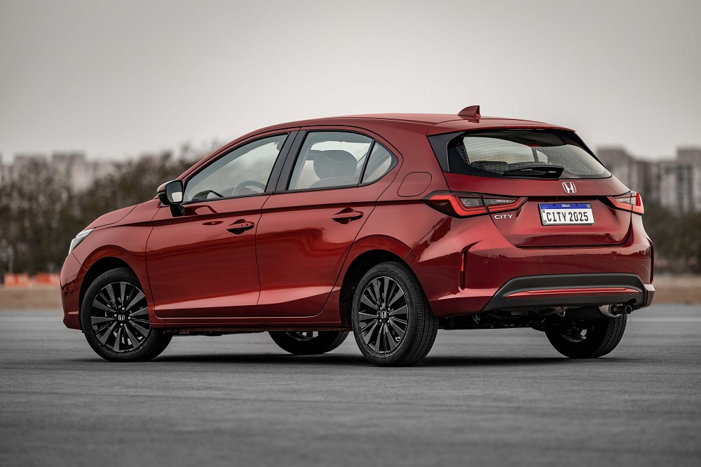 NEW CITY HATCHBACK – ESTATICA (5)_0