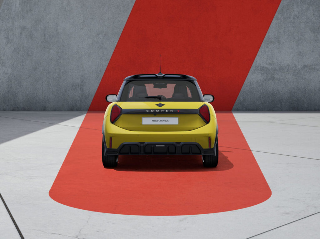 P90580795_highRes_mini-cooper-s-sport-