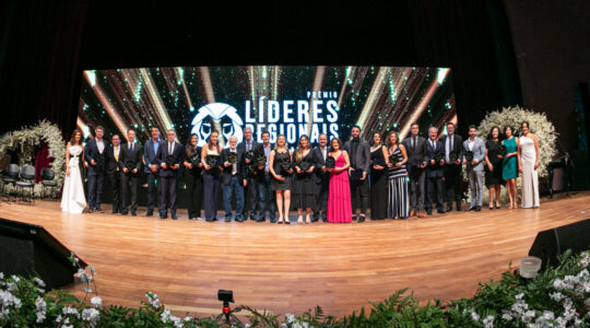 PREMIO-LIDERES-PARANA-2023