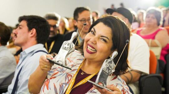 A atriz Fabiana Karla premiada no Festival de Cinema da Lapa
