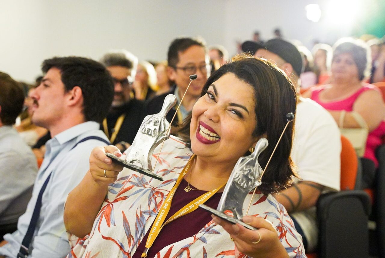 A atriz Fabiana Karla premiada no Festival de Cinema da Lapa
