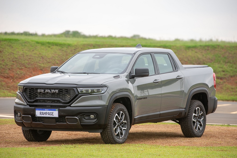Rampage Rebel 2.2 Turbodiesel 200 cv (1)