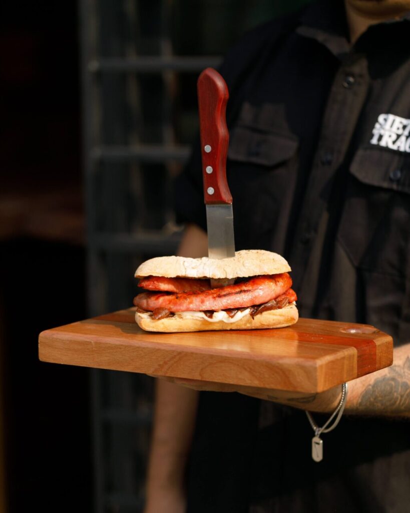 Siete Tragos – Choripan – Cred Iuri Poletti