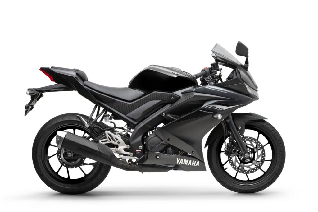 YAMAHA R15 ABS 2025 Midnight Black (Preto Metálico)