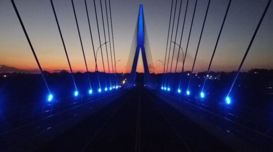 ponte azul