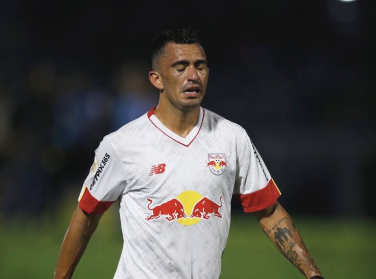 17raul bragantino ari ferreira