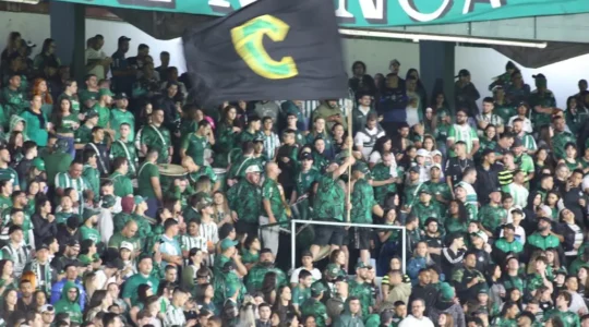 17torcida coxa