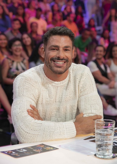 Cauã Reymond 11