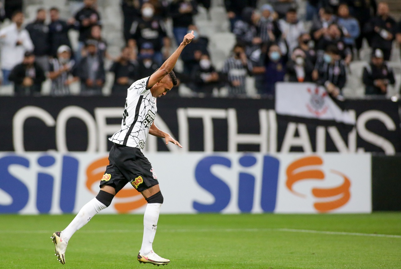 O volante Victor Cantillo, pelo Corinthians: na mira do Coritiba