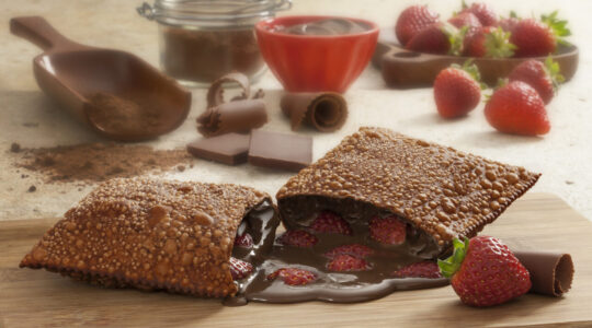 Pastel-de-Chocolate-com-Morango—10-PASTEIS—Divulgacao