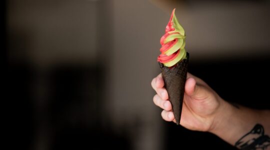 Pistache e frutas vermelhas