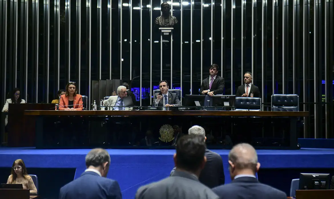 Senado: salário mínimo