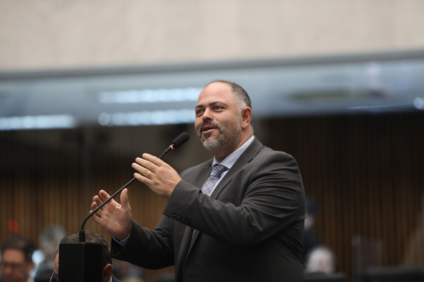 artagão junior athletico assembleia