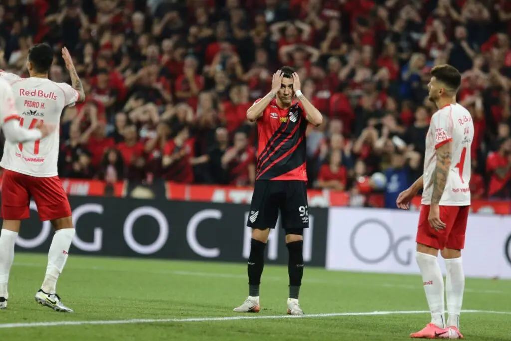 Futebol paranaense volta a ter cinco clube nas principais divisões, mas