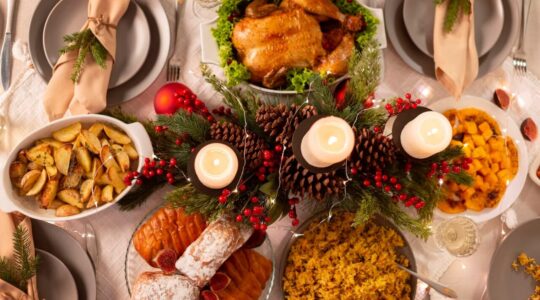 cenas-aconchegantes-de-inverno-com-a-familia_23-2149187642