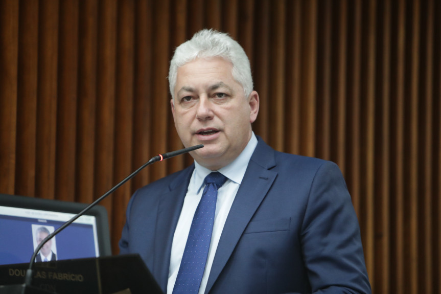 douglas fabricio assembleia