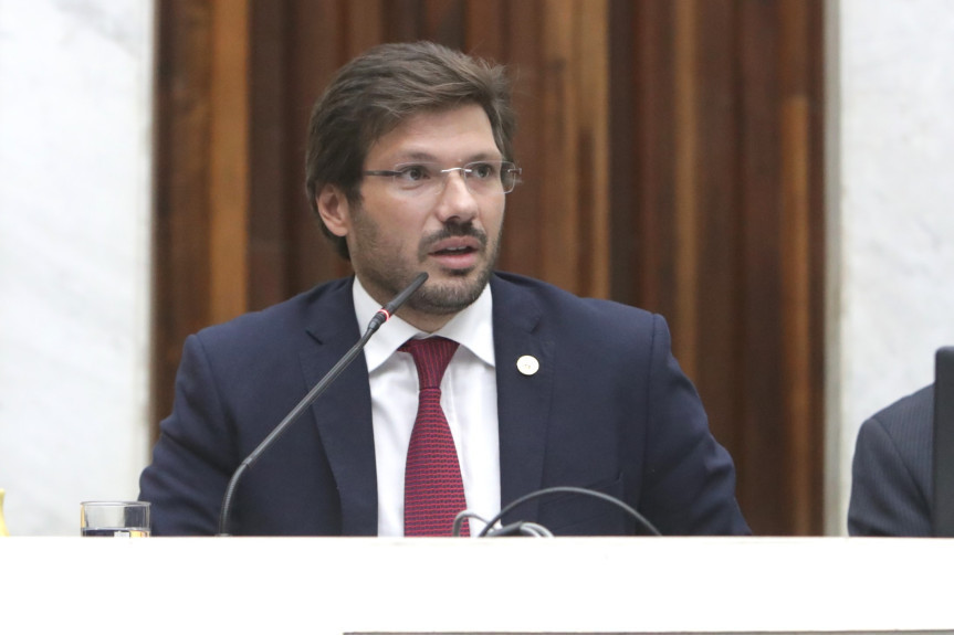 tiago amaral assembleia deixa janeiro