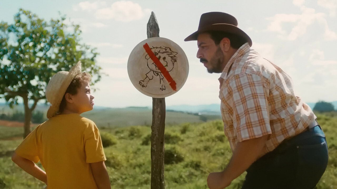 01Chico03