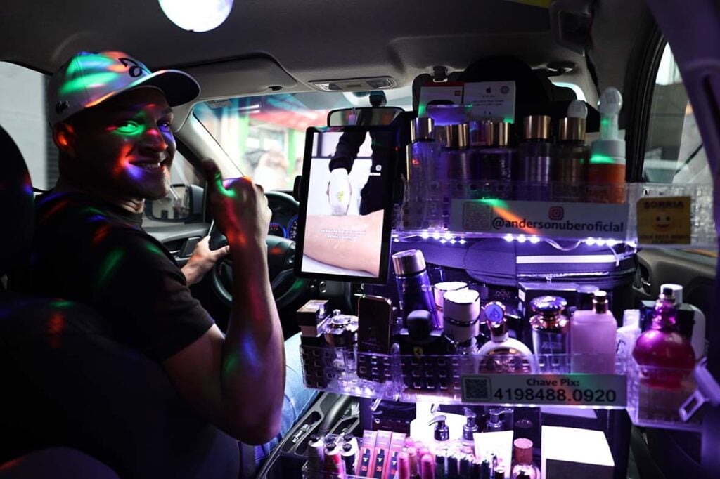 ANDERSON UBER VENDE PERFUME